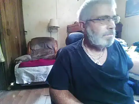 Chat +18 de hearseguy77 ao vivo