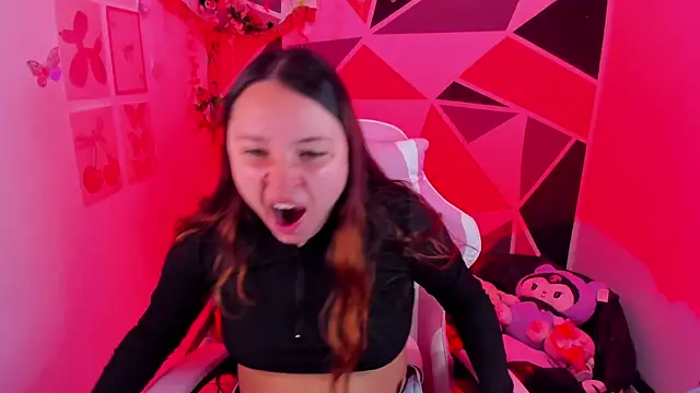 Chat XXX en directo de little_emma0