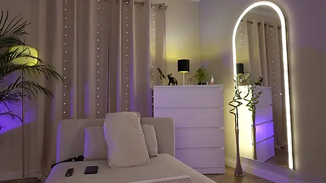 Tinydoll_XO Webcam show