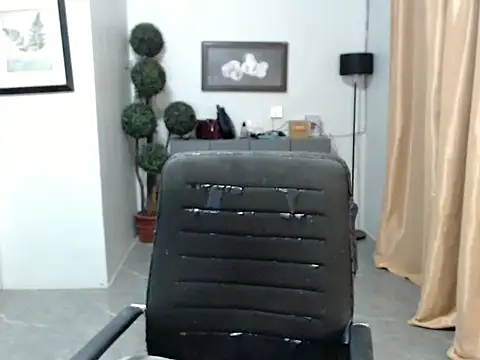 lavandermilk Show Webcam