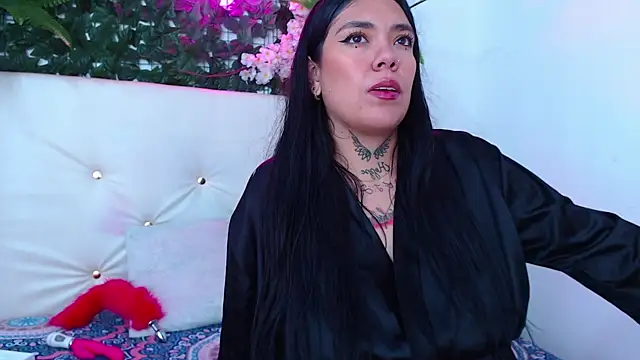 vayolet_sexy_ live XXX chat