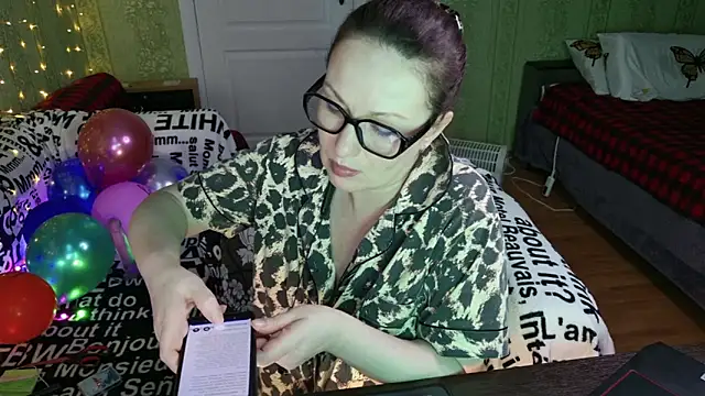 Chat +18 de MarleneDietrich ao vivo