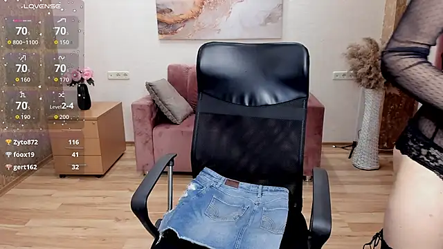 Dana_Haliti Chat XXX in diretta