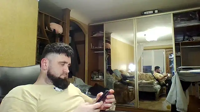 StasConnor Pertunjukan Webcam