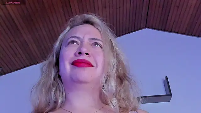 Danicellier Live XXX Chat