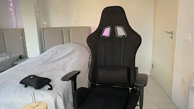 PrincesSsLilu's Webcam Show