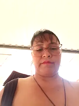 Dirty_Pregnant_Mommy Adlı Modelin Web Kamerası Şovu