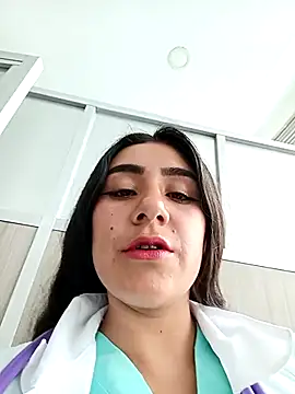 Chat XXX en directo de CAROLINE__07