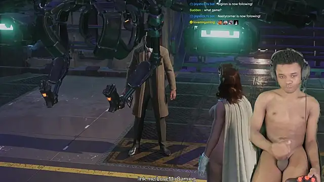 lovemirgaming: διαδικτυακό σόου στην κάμερα