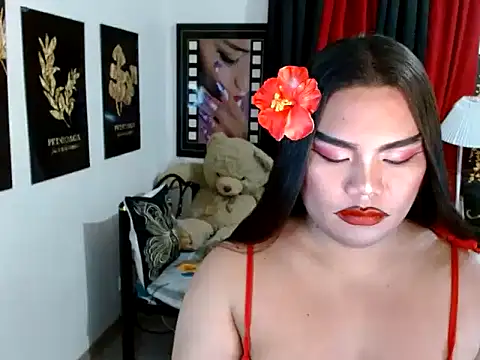 Chat +18 de TSbrianaHugeCock ao vivo