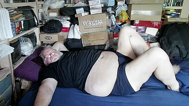 hadeszeuss2 Show in webcam