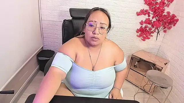 Shara_Oz Chat XXX live