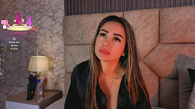 Chat +18 de Cris__sweet ao vivo