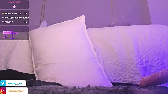 Melany__08: онлайн-секс-чат