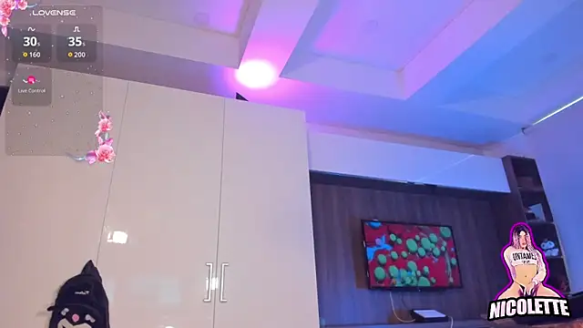 nicolette_tay 在線直播表演