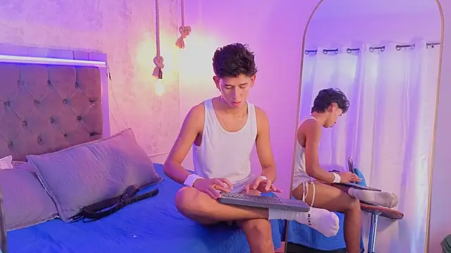 Chat XXX ao vivo de dave_eliot