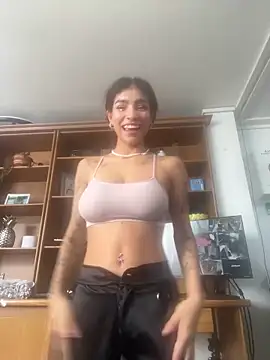 LauraAristizabal: онлайн-секс-чат