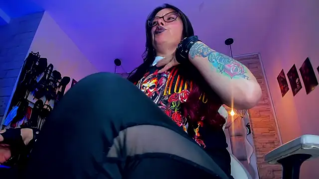 Evangelinejoness_'s Live XXX Chat