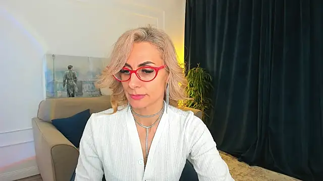 MuseOfStage Chat XXX in diretta