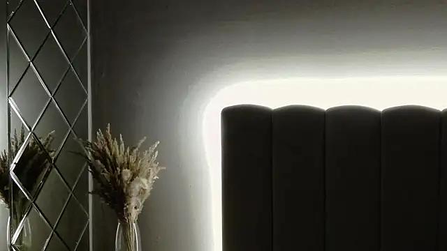 EvaNova_ Adlı Modelin Canlı XXX Sohbeti