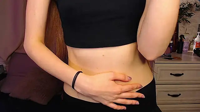 Adeline_Maxwell Chat XXX in diretta