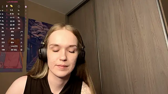 DenitaSpace élő XXX-chatje