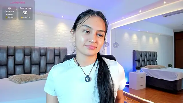 AidaJones Chat XXX live