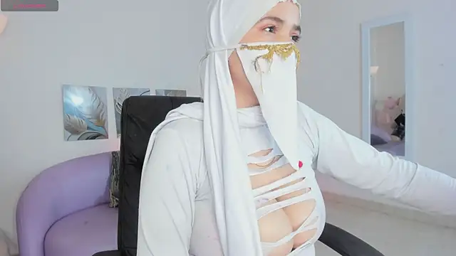 salma_isawwii Adlı Modelin Canlı XXX Sohbeti