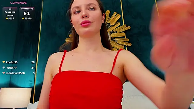 MonaRicci: онлайн-секс-чат