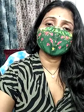 Hotty_Kavita's Webcam Show