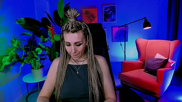 MonicaRiley's Live XXX Chat