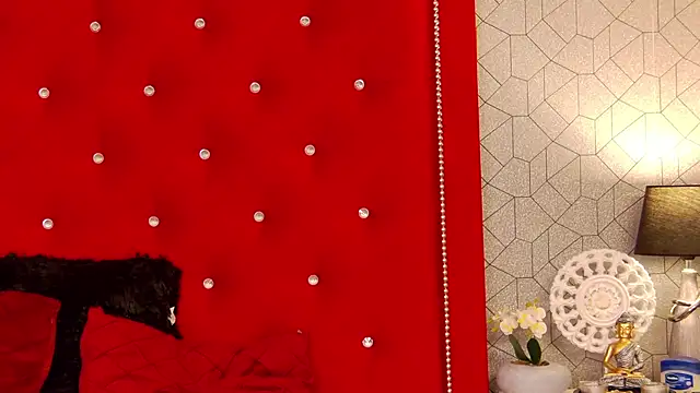 แชท XXX สดของ GraceMontclaire