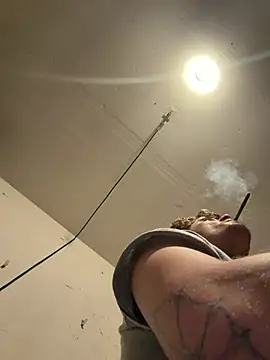 Pokazy przed kamerką – spazz247