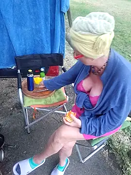 XXX chat uživo modela Hot-Muci