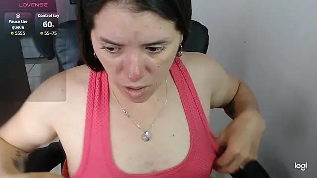 spicey_latina's Live XXX Chat