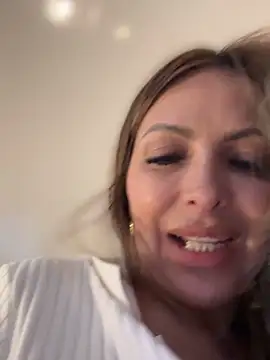 _Abril-Office1 Webcamshow