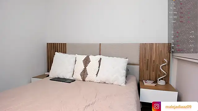 MalejaDiaz_ 라이브 XXX 채팅