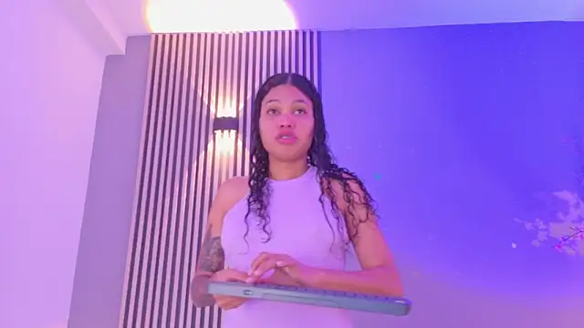 GysellHanson 라이브 XXX 채팅