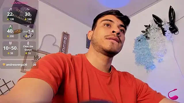 Bastian_MCcormick: διαδικτυακό σόου στην κάμερα