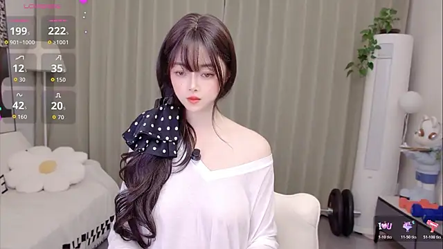 uikyy1 现场XXX聊天