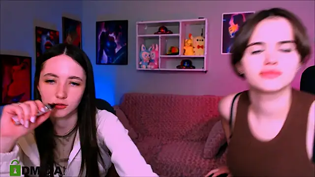 bella_dorn Webcam-Show