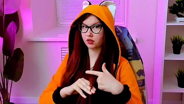 CarolGiggly's Live XXX Chat