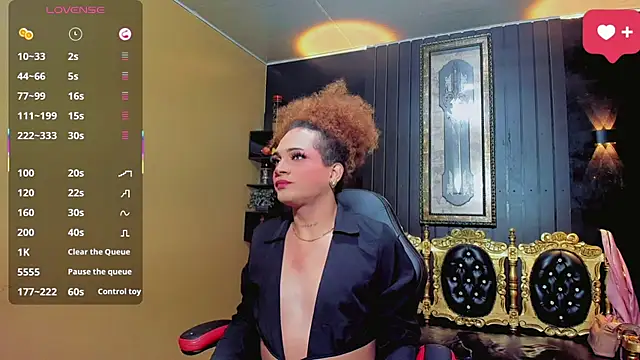 Sharlotte_Jones live XXX chat