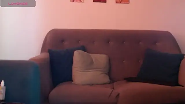 Show modela SEXXADDICTXXX na web-kameri