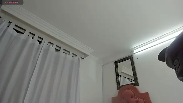 Czat XXX na żywo – _foxy_00