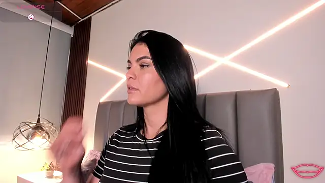 Veronicalanx1: онлайн-секс-чат