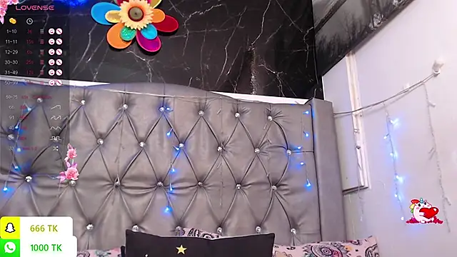 Chat +18 de LAILAGUMMY ao vivo