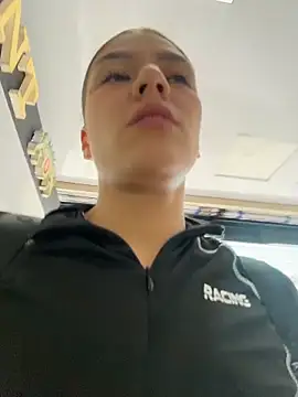 TaylorrHill's Live XXX Chat