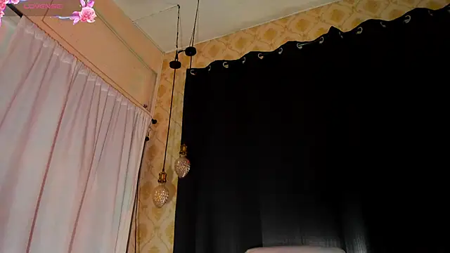 NATALIE_PARKERR's Webcam Show