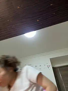 chick-888 live XXX chat